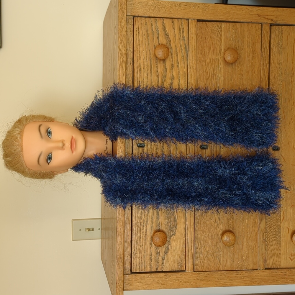 Hand Made Hand Knit Winter Blue Scarf - Picture 2 of 6